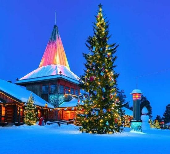 Detall de la casa del pare noel a Rovaniemi a la Lapònia