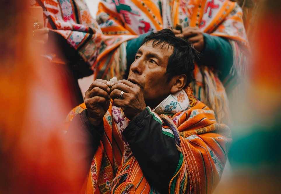 detall d'un ritual d'una tribu índigena